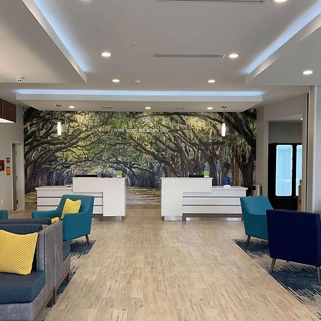 La Quinta Inn & Suites By Wyndham Тифтон Екстериор снимка