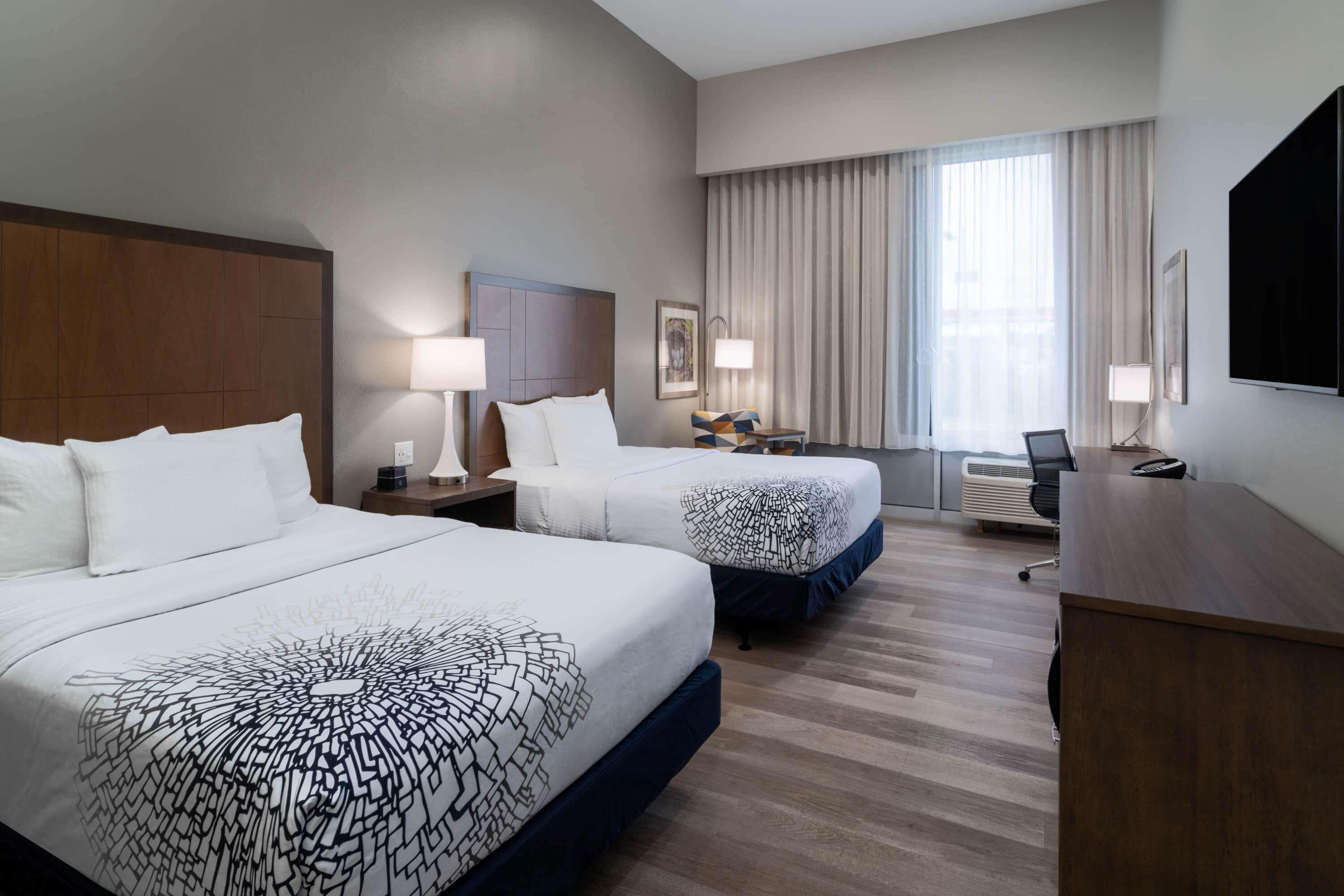 La Quinta Inn & Suites By Wyndham Тифтон Екстериор снимка